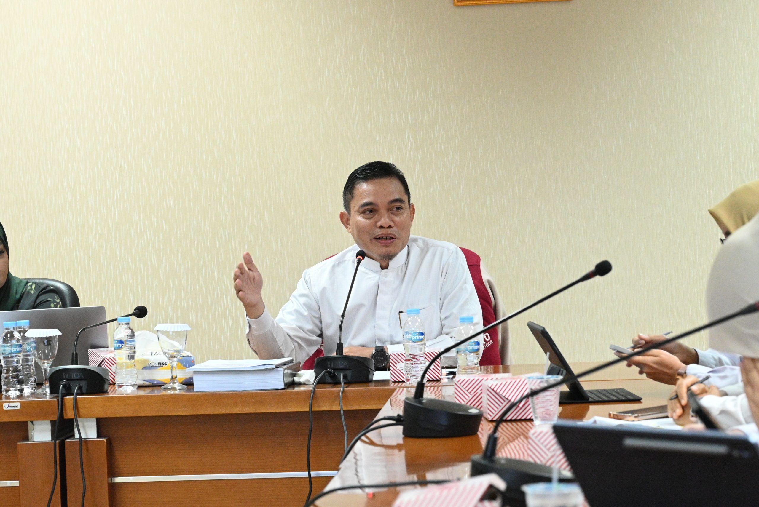DPRD Kota Bogor Desak Pengawasan Ketat Peredaran Minuman Beralkohol Ilegal DPRD Kota Bogor Desak Pengawasan Ketat Peredaran Minuman Beralkohol Ilegal