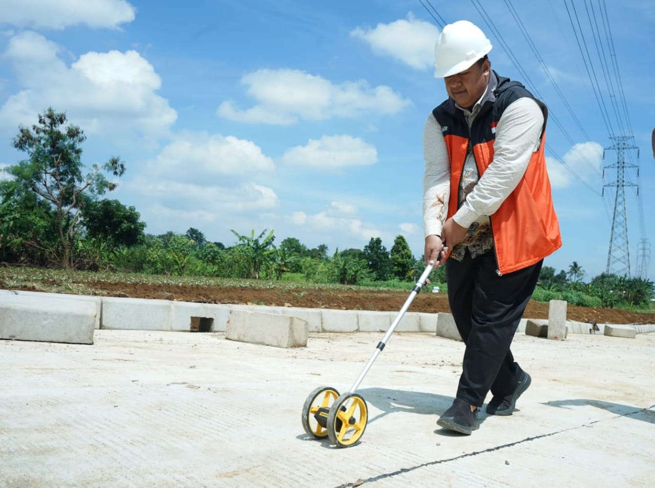 Komisi 3 DPRD Kota Bogor Minta Pihak Ketiga Perbaiki Kualitas Jalan R3 Komisi 3 DPRD Kota Bogor Minta Pihak Ketiga Perbaiki Kualitas Jalan R3